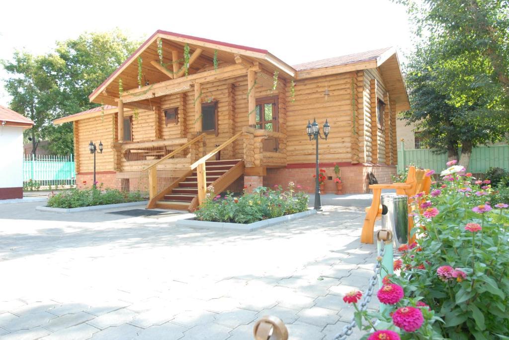 Merey Hotel Karagandy Extérieur photo